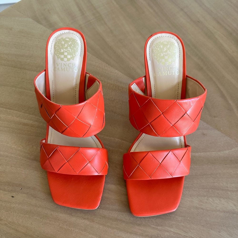 Vince Camuto Burn Orange Camelia Sandals Size 8